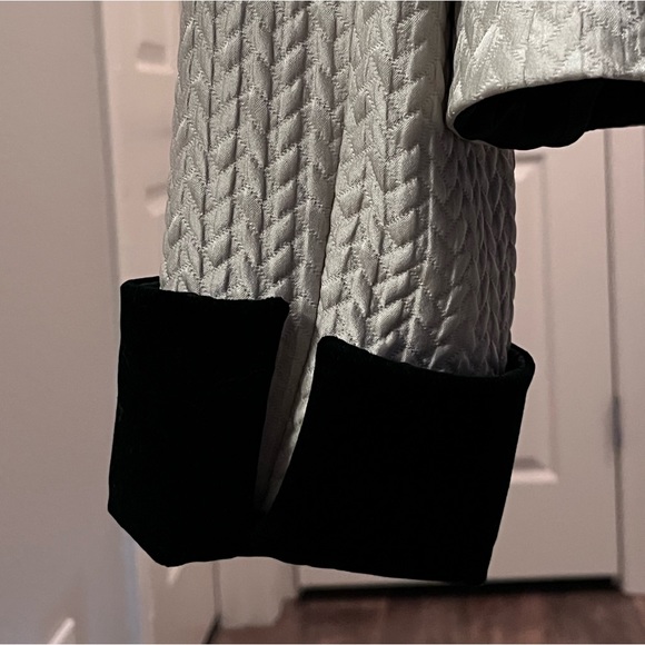 ARMANI COLLEZIONI beautiful BLAZER Jacket Made in ITALY with Velvet Details - Picture 10 of 16